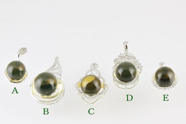 画像3: ブルーアンバーペンダント (3)