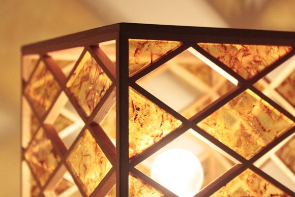 画像3: 琥珀工芸品　行燈 (3)