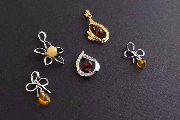 画像5: 琥珀ペンダント (5)