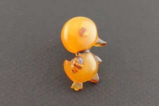 こはく　久慈琥珀　ひまわりブローチ hh【used】久慈琥珀 ブローチ お花 ゴールド シルバー - メルカリ