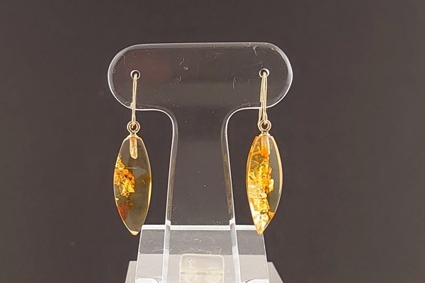 画像1: 琥珀ピアス (1)