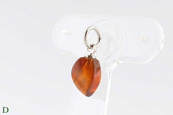 画像16: 久慈産琥珀ペンダント (16)