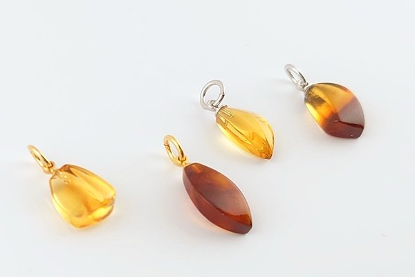 画像20: 久慈産琥珀ペンダント (20)