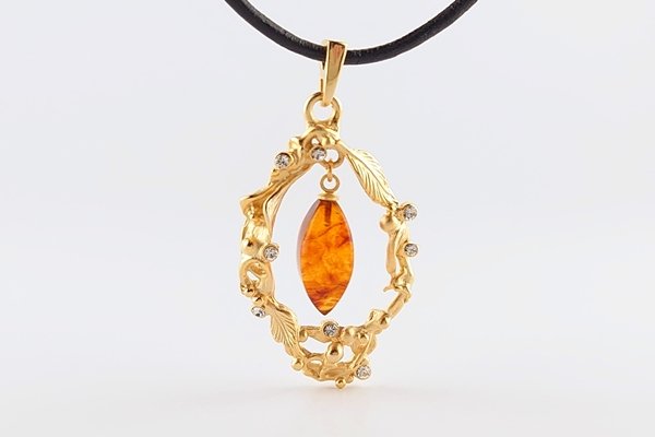 画像2: 久慈産琥珀ネックレス (2)