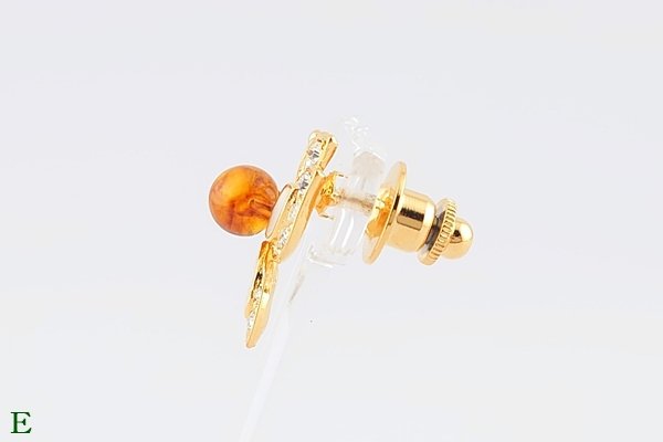 画像17: 琥珀ブローチ (17)