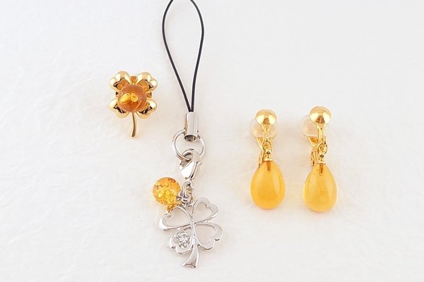 画像2: 久慈琥珀のお楽しみ袋　￥11,000 (2)