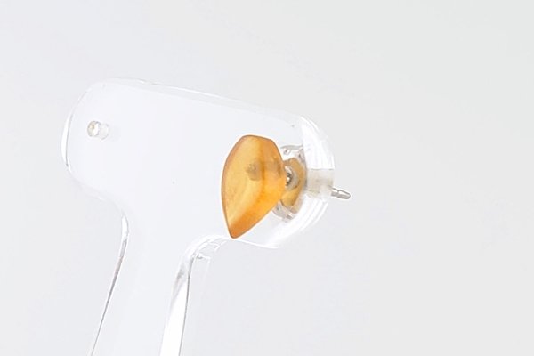 画像3: 【片耳】久慈産琥珀ピアス (3)