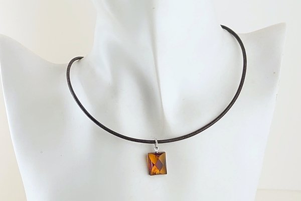 画像6: 琥珀ペンダント（革紐ネックレス付き） (6)