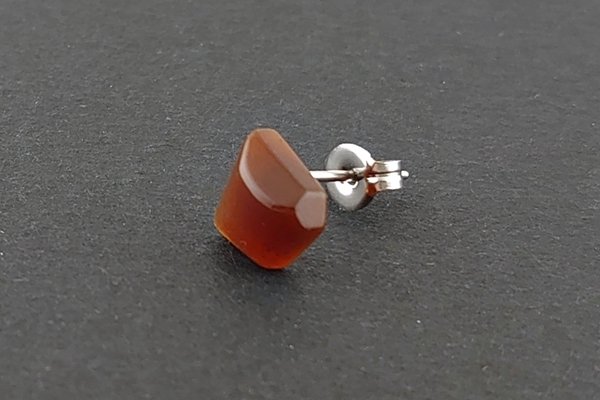 画像1: 【片耳】久慈産琥珀ピアス (1)