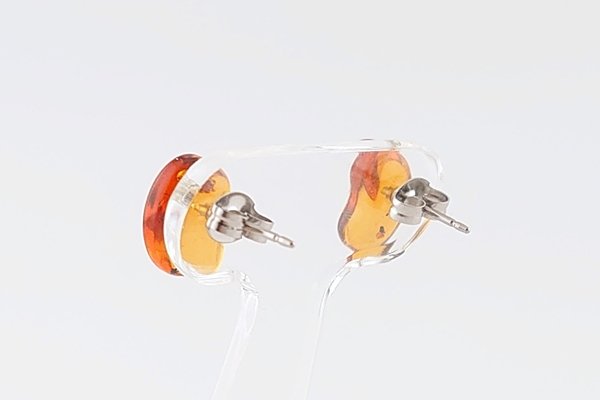 画像4: 琥珀ピアス (4)