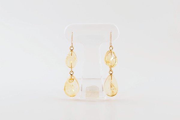 画像2: 琥珀ピアス (2)