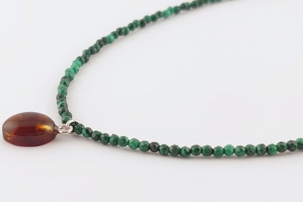 画像3: 久慈産琥珀ネックレス（マラカイト） (3)