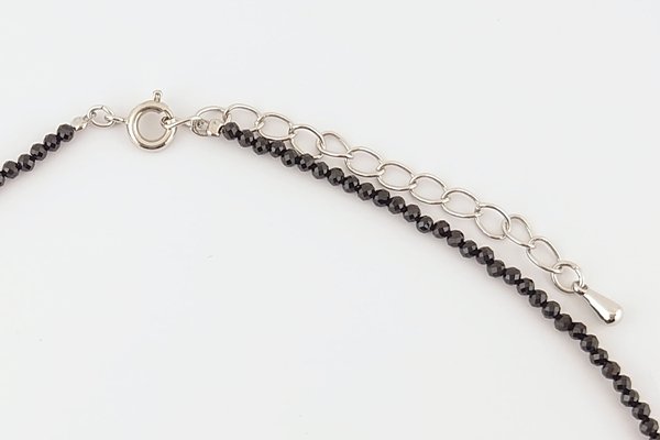 画像3: 久慈産琥珀ネックレス（ブラックスピネル） (3)